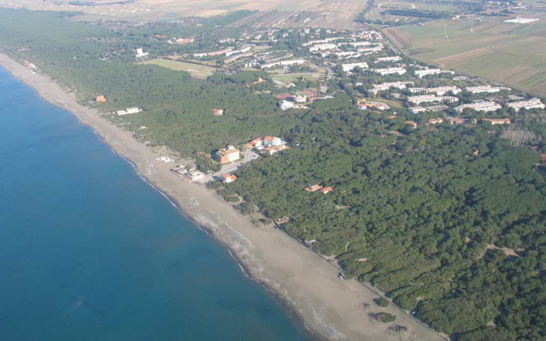 Costa degli Etruschi, boom turismo. Aumentano presenze estero