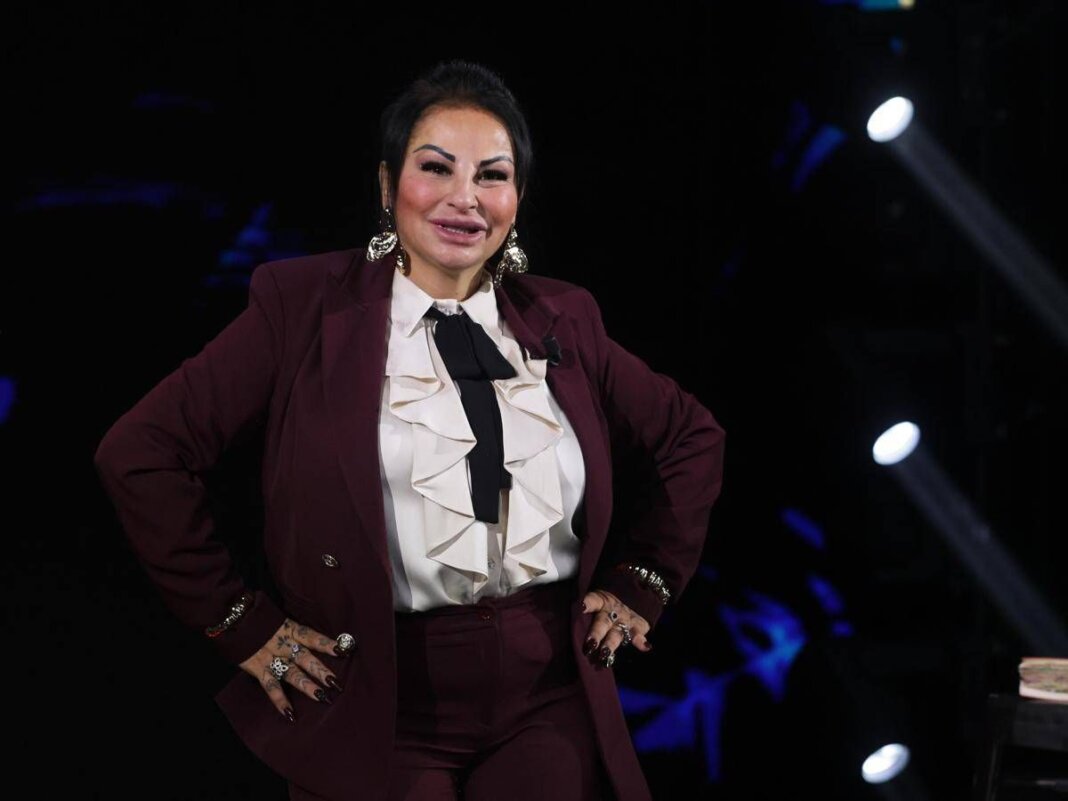 Rita De Crescenzo a Belve, la proposta a Fagnani: “Per te tutto gratis…”